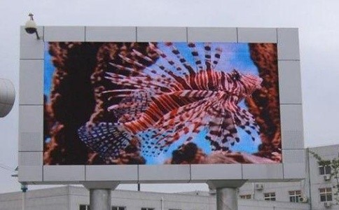 成都戶外led全彩屏遇到花屏、黑屏故障如何解決？
